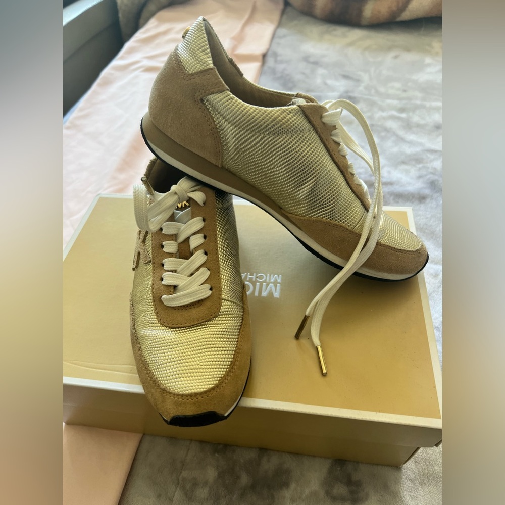 MICHAEL KORS methallic lether shoes
